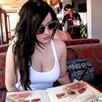 First pic of Miss Korina Bliss - www.misskorinabliss.com