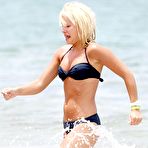 Third pic of Elisha Cuthbert naked celebrities free movies and pictures!