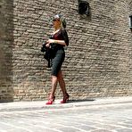 First pic of LegsWorld.de - Lady Barbara in foot fetish action