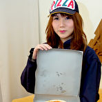 First pic of Pizza delivery girl Chin spoiled and abused