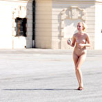 First pic of Nude-in-Public
