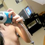 Second pic of Sexting Asian girl friend sent out these nude selfies.