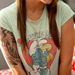 First pic of Hailey Leigh Shows Shaved Teen Pussy