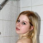 Third pic of Puffy Nips Flat Tits Petite Coed