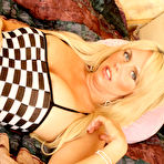 First pic of Sexy Karen Fisher|Busty Swinger|Sexy Karen Fisher Free Pictures|Busty
Blonde