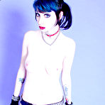 Third pic of BarelyEvil