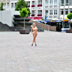 First pic of Nude-in-Public