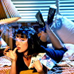Second pic of Uma Thurman sexy scans and promo shoots