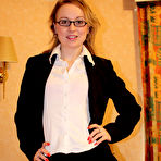 First pic of UK Handjobs Photo Gallery