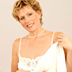 Second pic of MILF Porn