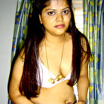 Second pic of Neha Nair - MySexyNeha.com - Sexy Indian Housewife