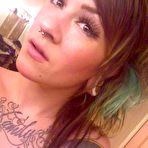 Third pic of Sooosexy 18 year old shows off her body.