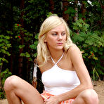 Third pic of PeeHunters - the one and only outdoor peeing site