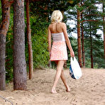 Fourth pic of PeeHunters - the one and only outdoor peeing site