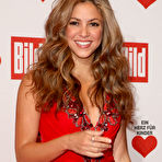 Second pic of Shakira nude posing photos