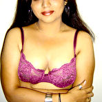 Second pic of Neha Nair - MySexyNeha.com - Sexy Indian Housewife