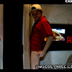 Second pic of Ungloryhole