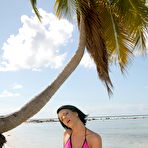 Second pic of Liz Valery in bikini for Sunrise Kings