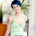 First pic of 18 Virgin Sex - Masseur Fucks Slim Teen Amy Frost