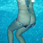 First pic of KYLIE HAS A SECRET! SHE's HOT AND NAKED INSIDE!