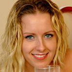 Third pic of .: Visit Tera19 - www.tera19.com - 100% Pure Canadian Ass :.