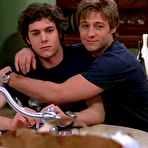 Third pic of VipGalleries.net Adam Brody :: FreeMaleCelebrityArchive.com