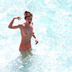 Third pic of Elizabeth Hurley exposing topless