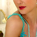 Third pic of Pin Up WOW | Modern Beauties - Pin-Up Cuties - Every Day
