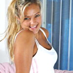 Third pic of Hot Blonde Teen Girl