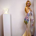 Third pic of Naomi Watts
