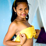 Third pic of NAKED INDIAN TEEN ASHA KUMARA: NAKED PICS AND VIDEOS FROM INDIA