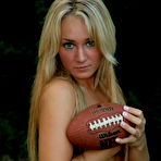 Third pic of nikkisims.com Roxy