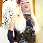 Third pic of Zoe Fuck Puppet Free Sample Pictures
