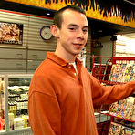 First pic of Welcome to ungloryhole!