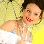 First pic of Carla Windswept :: Sweet T and A