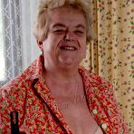 First pic of Free Granny Elisabeth 002