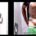 Fourth pic of Ungloryhole