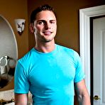First pic of Campbell Stevens from Next Door Male