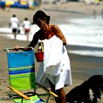 First pic of Courteney Cox Paparazzi Bikini Shots