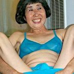 First pic of Granny oma-porn