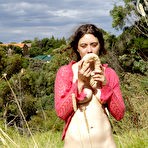 Third pic of Lia - Thistles