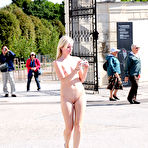 Third pic of Nude-in-Public