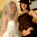 First pic of Karen Loves Kate - Two Teens in Love! - www.karenloveskate.com