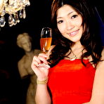 First pic of Sexy Karin Kusunoki poses in Christmas costume | Japan HDV