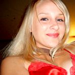 Third pic of Real amateur girlfriends having sex Amateur girls topless and naked on the beach and in the room