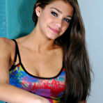 Second pic of Hot 18 yr old sexy teen nina virgin