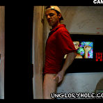 Third pic of Ungloryhole