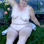 Fourth pic of Nudist Omas