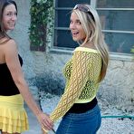 First pic of Lesbo Trick - Free Preview!