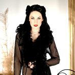 First pic of Jade Starr Golden Pinup